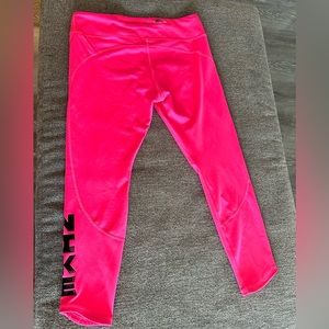 Hot pink Nike leggings